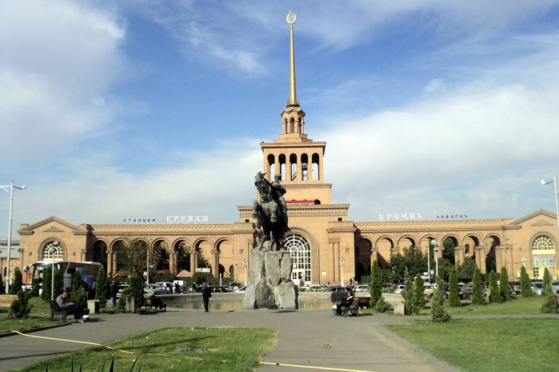 جاذبه‌ های تاریخی ارمنستان,جاذبه های گردشگری ارمنستان ایروان,جاذبه های گردشگری ایروان