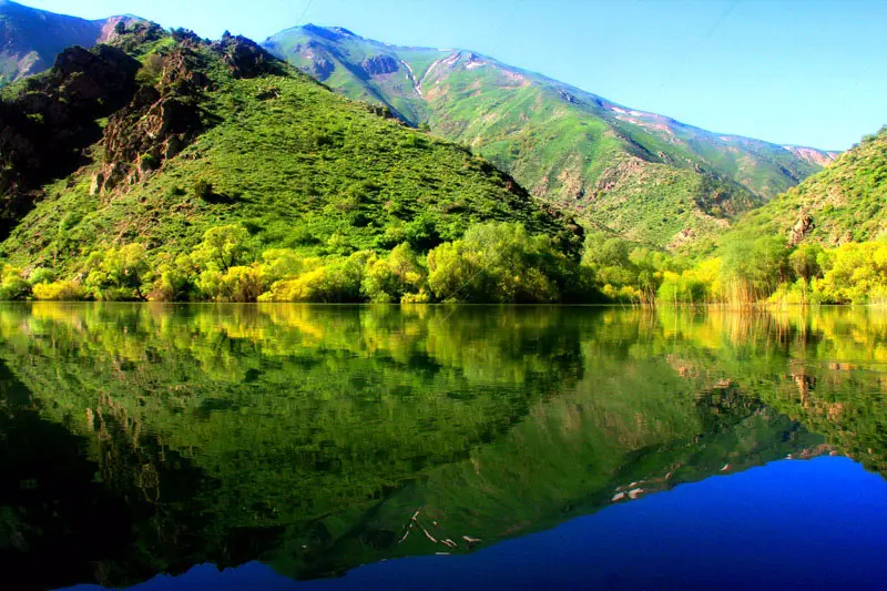 راهنمای سفر به آذربایجان غربی